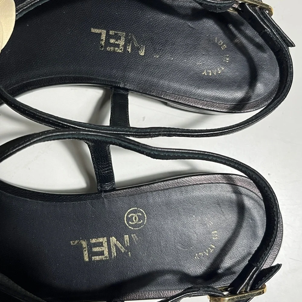CHANEL Black and Cream Camellia Sandals